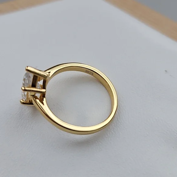 2ct Marquise Moissanite Solitaire Ring. Size 6 - Picture 9 of 11